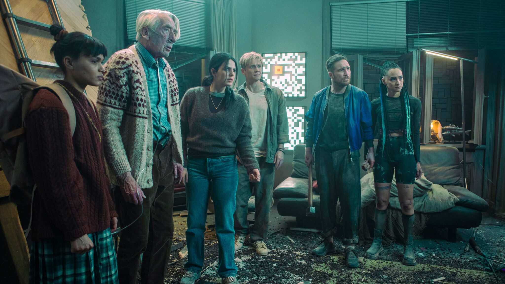 Netflix opět natáčel v Praze. V klaustrofobickém thrilleru jsou lidé uvězněni ve zdech svého domu