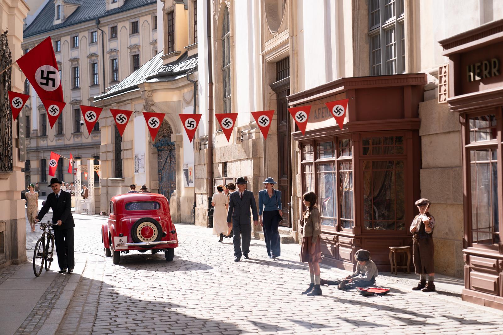Recenze: Historická detektivka Breslau je plná vražd a „vyzdobená“ nacisty k pohledání