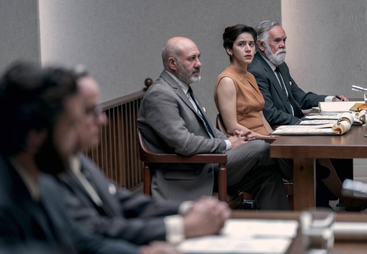 Nikdo nás neviděl odejít (No One Saw Us Leave)