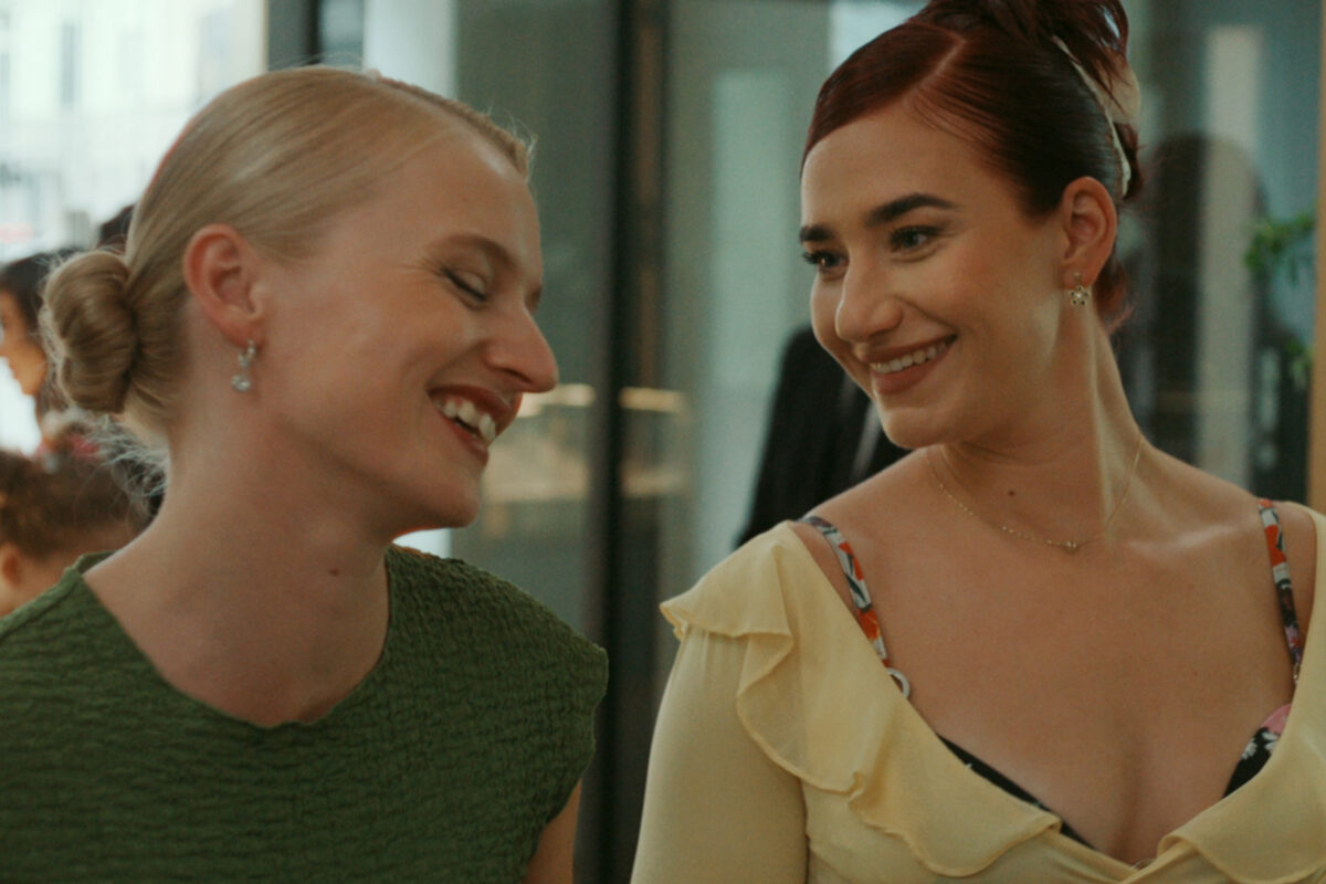 ze seriálu Agentka (The Asset)