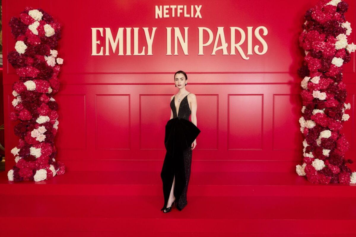Premiéra 5. řady Emily v Paříži