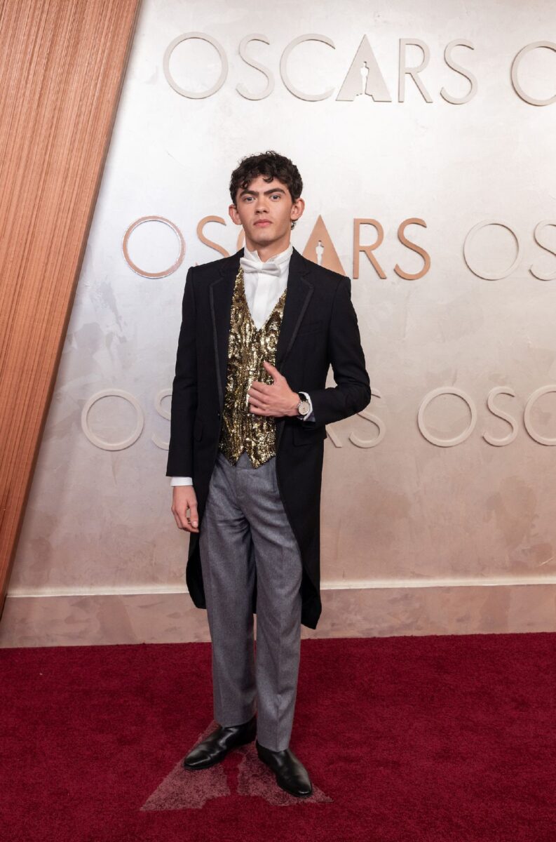 Joe Locke arrives on the red carpet of the 97th Oscars® at the Dolby® Theatre at Ovation Hollywood on Sunday, March 2, 2025.