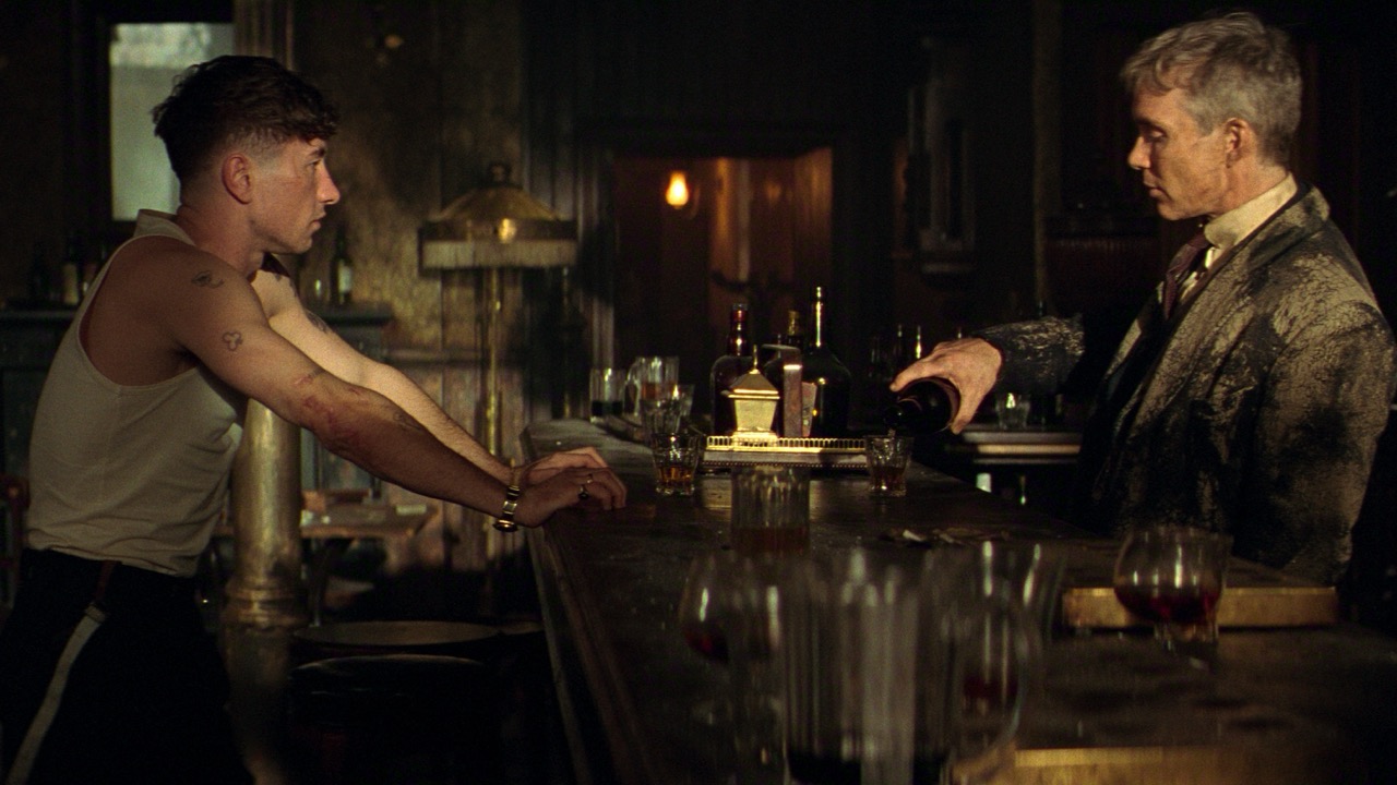 Barry Keoghan a Cillian Murphy ve filmu Peaky Blinders: The Immortal Man (2026).