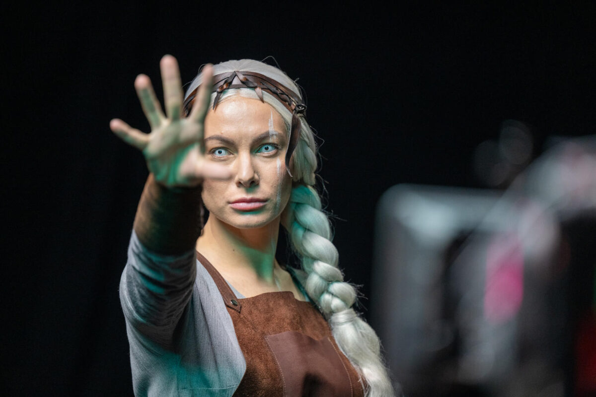 Zrození alchymistky