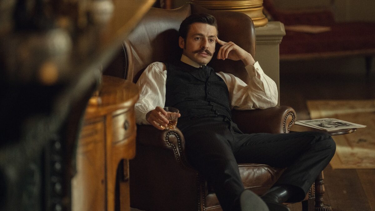 Anthony Boyle v seriálu Rod Guinnessů
