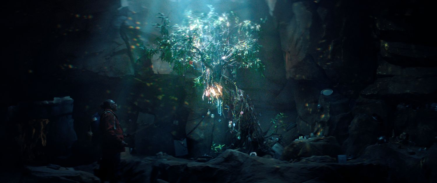 Důchodová idylka se změnila v jatka: Nový sci-fi horor od tvůrců Stranger Things vás donutí bát se o vlastní prarodiče