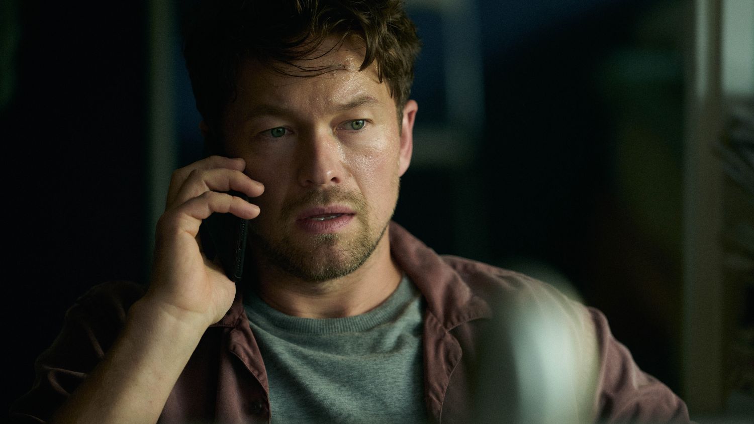 Návnada na tísňové lince a o den později dvě mrtvoly. Na Netflix míří nejdrsnější severské krimi roku