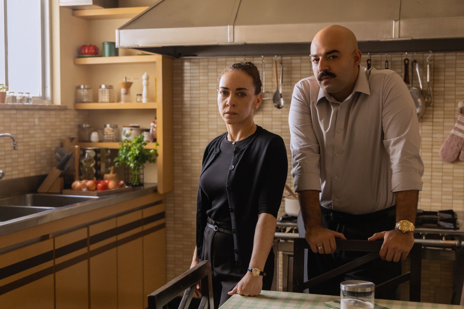 Slibovala zázračnou pomoc nemocné dceři. Ve skutečnosti měla úplně jiné úmysly. Netflix uvede nový thriller