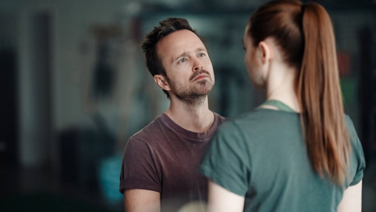 Aaron Paul ve filmu Dvojník