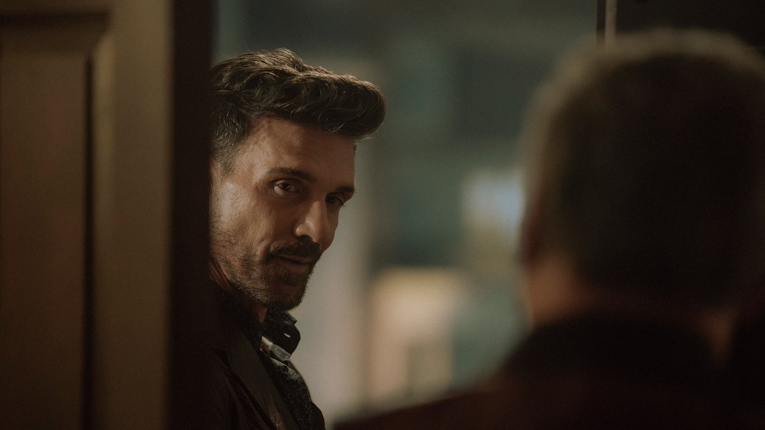 Frank Grillo v seriálu Král Tulsy