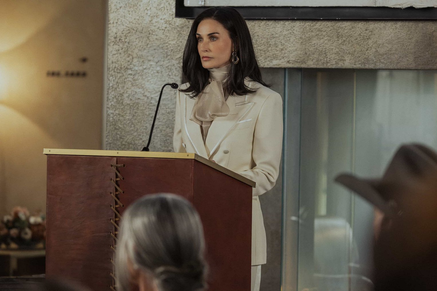 Demi Moore v seriálu Landman
